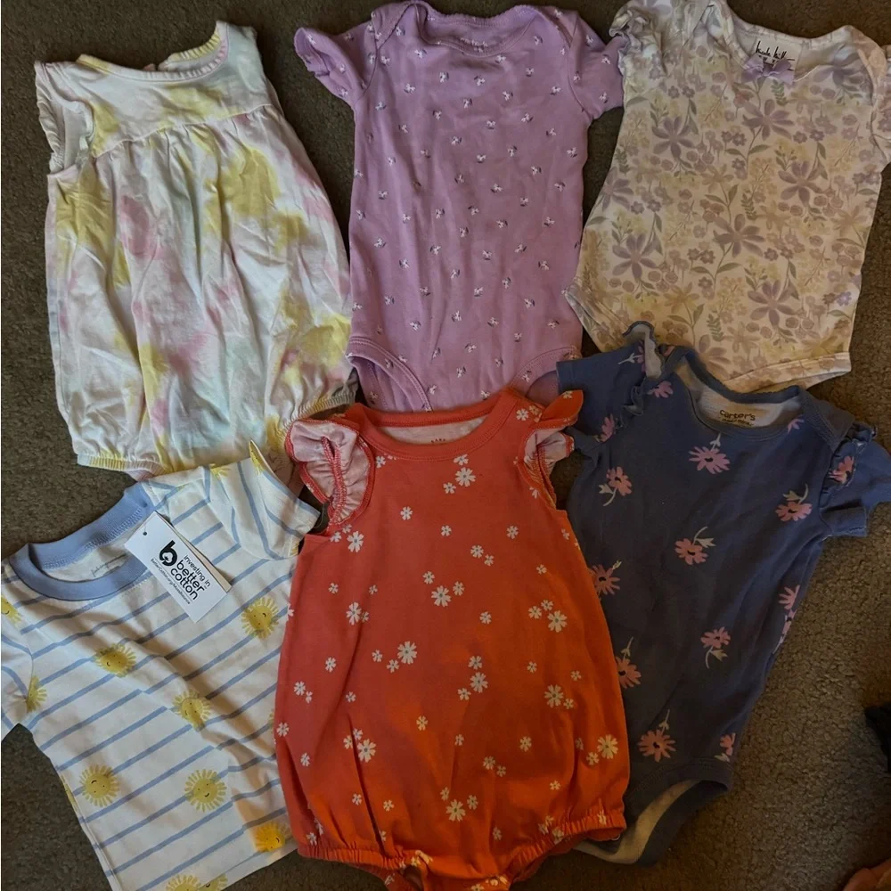 Huge Baby girls 6-9 lot - Picture 3 of 8